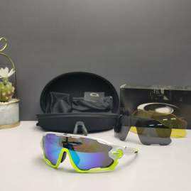 Picture of Oakley Sunglasses _SKUfw66124552fw